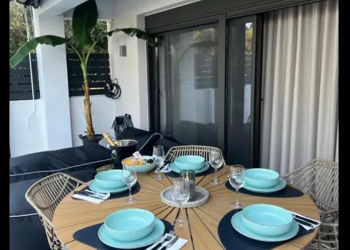 Vilă Luxury Private With Pool & Jacuzzi By Kla
