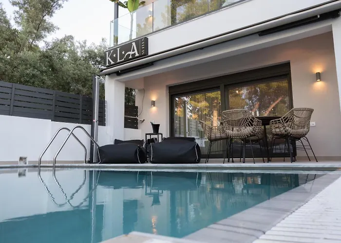 Luxury Private With Pool & Jacuzzi By Kla Nikiana