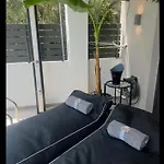Luxury Private With Pool & Jacuzzi By Kla * Nikiana
