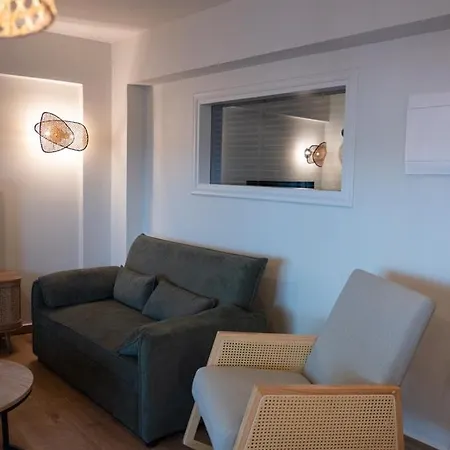 Kla Luxury Boutique With Pool & Jacuzzi By Westbooking Gr ניקיאנה