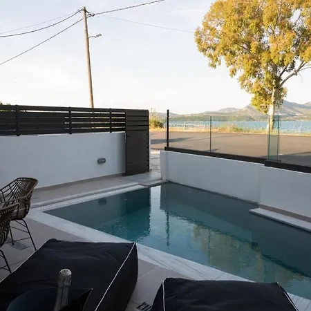 Kla Luxury Boutique With Pool & Jacuzzi By Westbooking Gr Willa Nikiana
