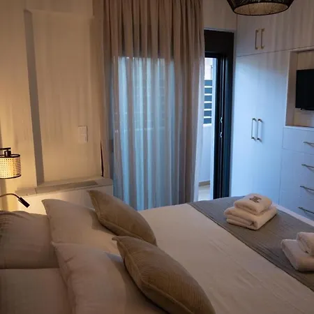 Kla Luxury Private Villa With Pool & Jacuzzi By Westbooking Gr ニキアナ
