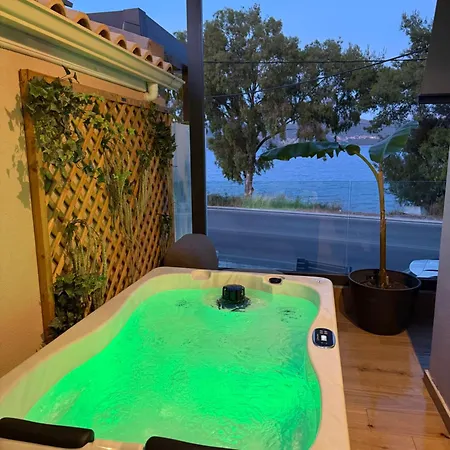 Kla Luxury Boutique With Pool&jacuzzi By Westbooking Gr
